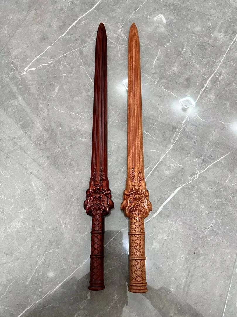 滕厂长推荐重剑摆件