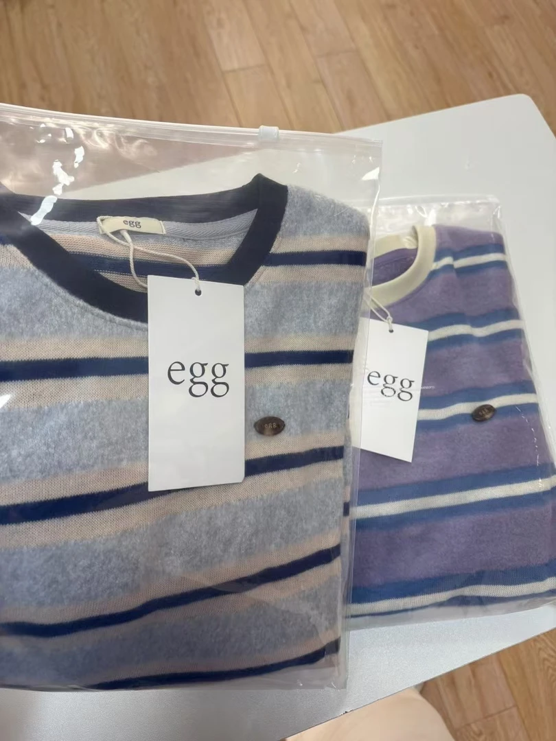 韩代款！简约纽扣设计T恤女2024秋冬新款圆领舒适条纹拼色打底衫女