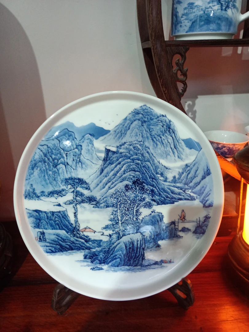 青花山水圆盘全手工绘画