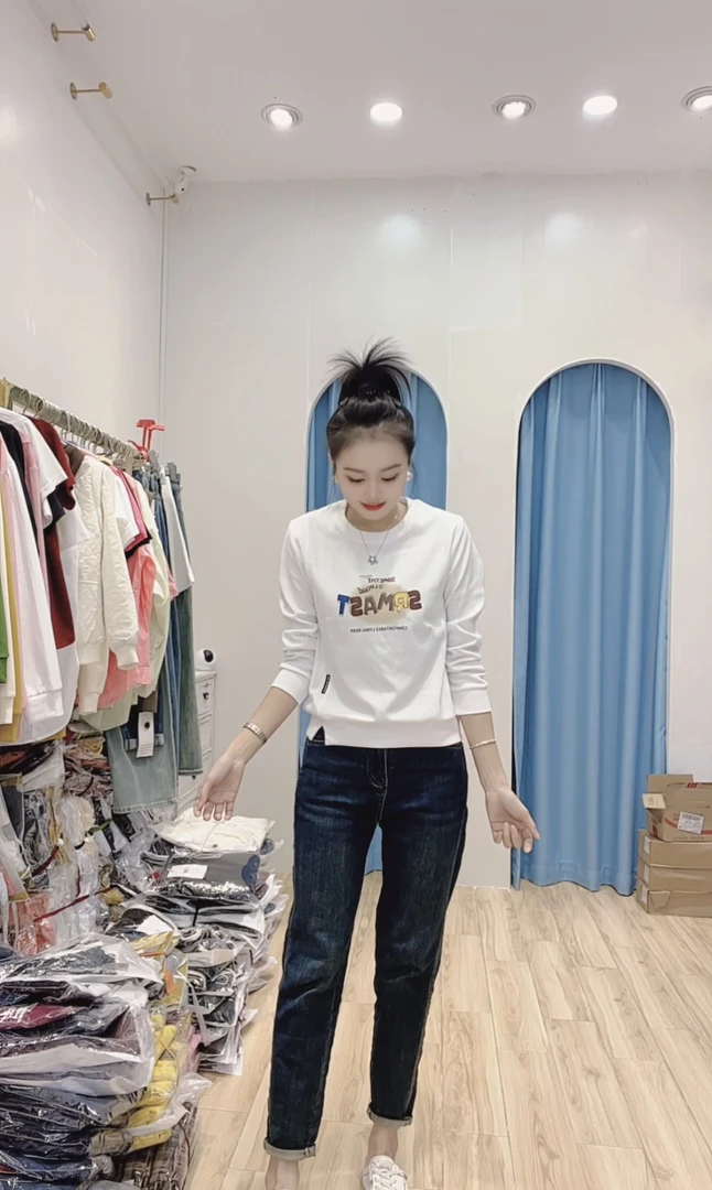 【小玉】新款时尚百搭潮流休闲显瘦上衣