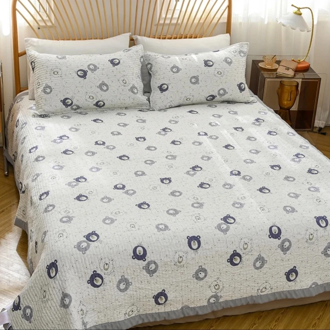 【小熊猫】A类水洗棉床盖三层夹棉加大床盖四季通用