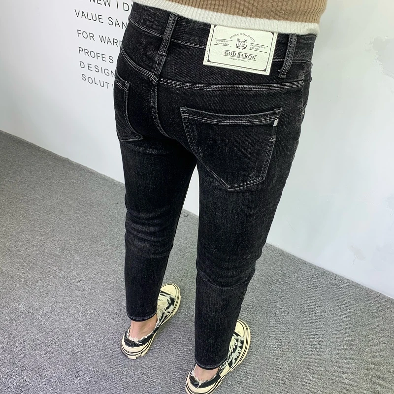 黑色牛仔裤男秋季爆款修身小脚裤韩版潮流高端刺绣百搭弹力九分裤