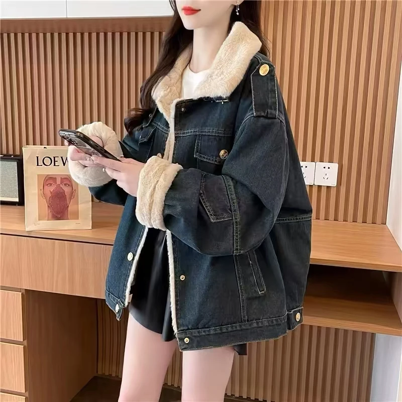 高级感超好看加绒加厚牛仔外套女2024年新款冬季宽松休闲洋气上衣