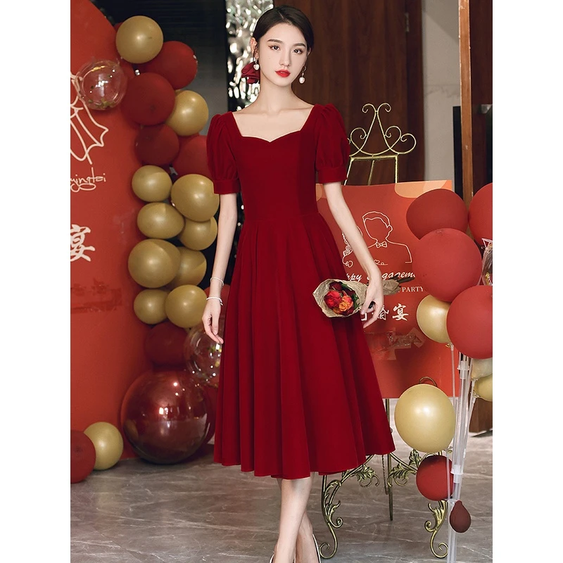 大码酒红色敬酒服显瘦聚会新娘结婚晚礼服新款订婚平时礼服女