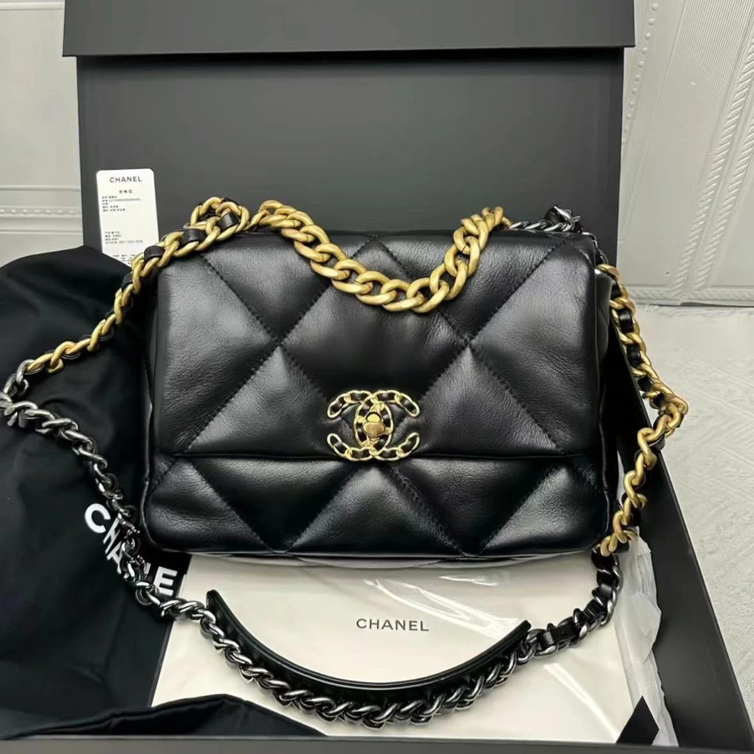 95新 Chanel/香奈儿 【专属】中号黑金19bag单肩包芯片