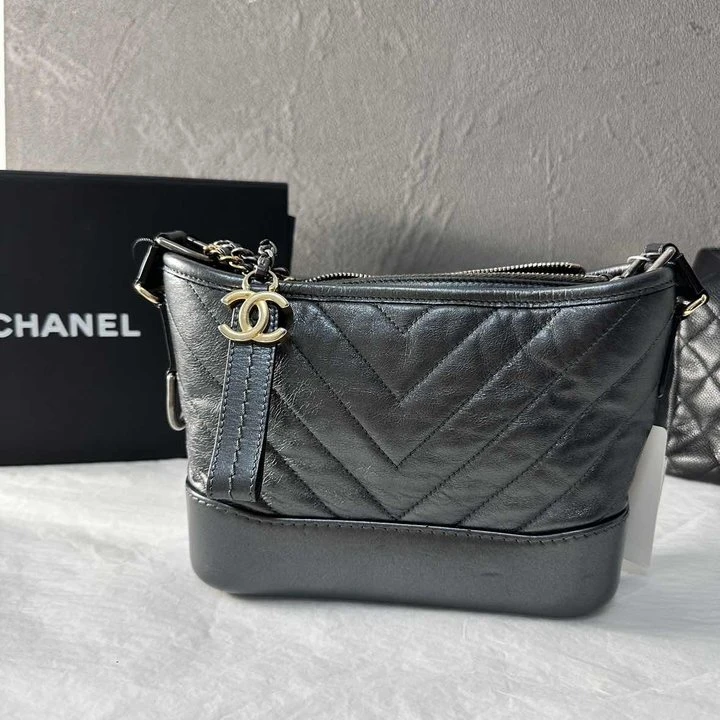 95新 Chanel/香奈儿 【杨贵妃专属】 小号深灰色v纹流浪斜挎单肩包.