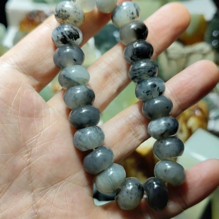 岫玉手串款式未镶嵌