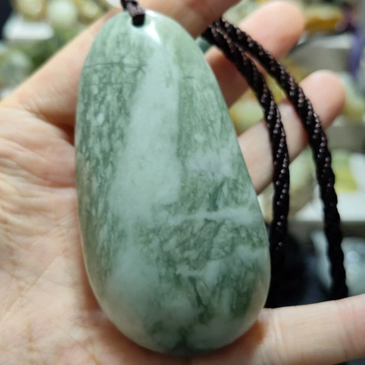 岫玉手把件未镶嵌