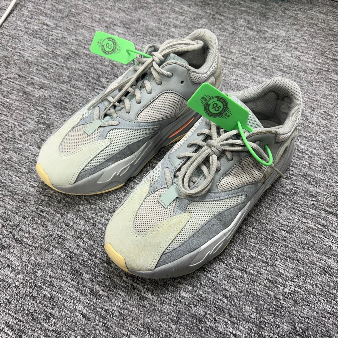 43码/adidas yeezy700系列 运动休闲鞋 惯性/95新无盒