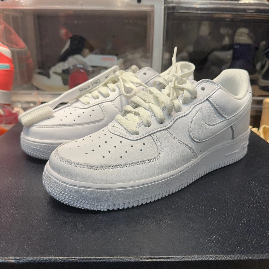 42码/NIKE AF1 空军一号 板鞋 白色/全新无盒
