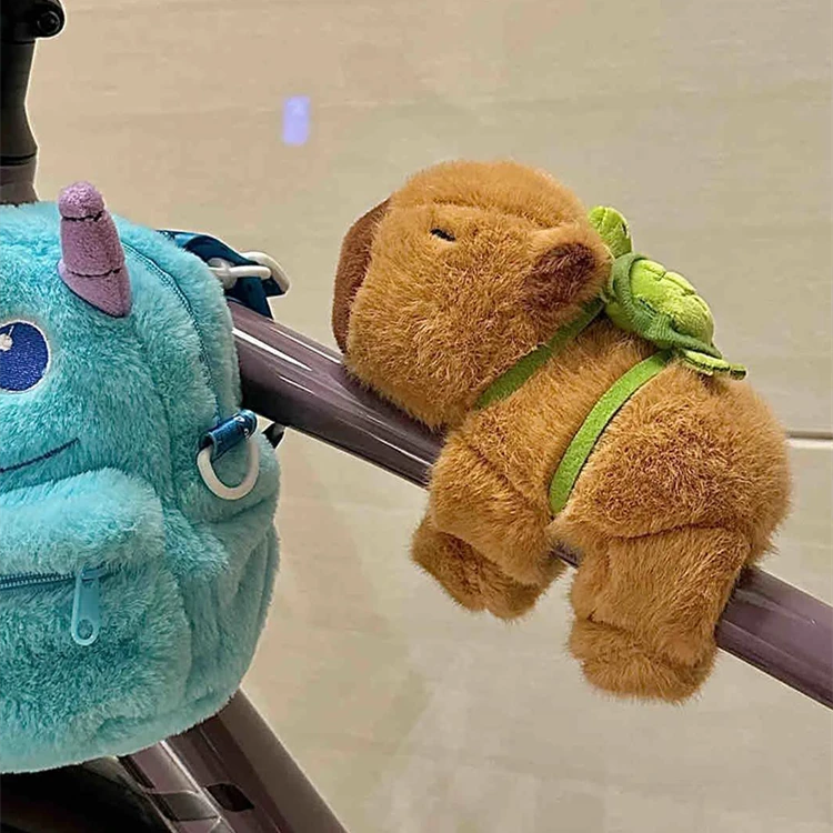 新款高颜值公仔挂件自行车小配饰卡皮巴拉玩偶装饰品趴趴玩偶小众