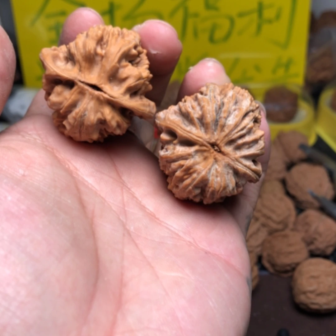 【闪购商品】文玩核桃吊坠快*吧