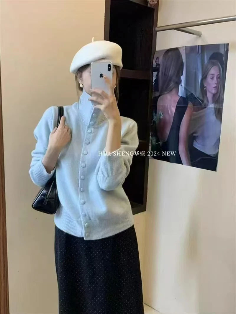 小众设计网感新款高翻领软糯针织开衫女显瘦单排扣打底衫毛衣开衫