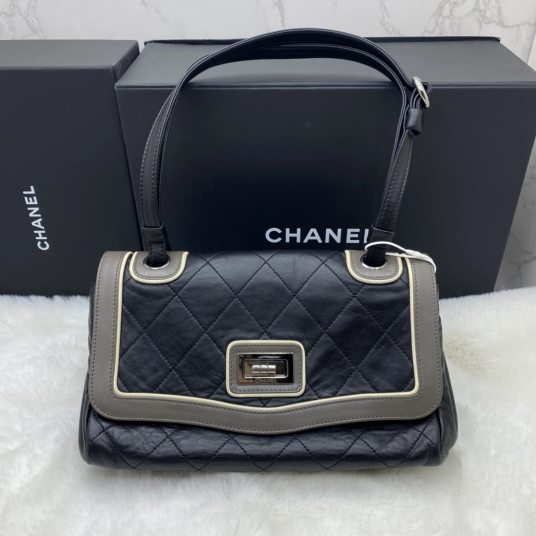 95新 Chanel/香奈儿 香奈儿黑银2.55扣拼色腋下包 11开