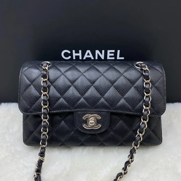 95新 Chanel/香奈儿 香奈儿黑银cf小号荔枝皮单肩斜挎包 芯片款