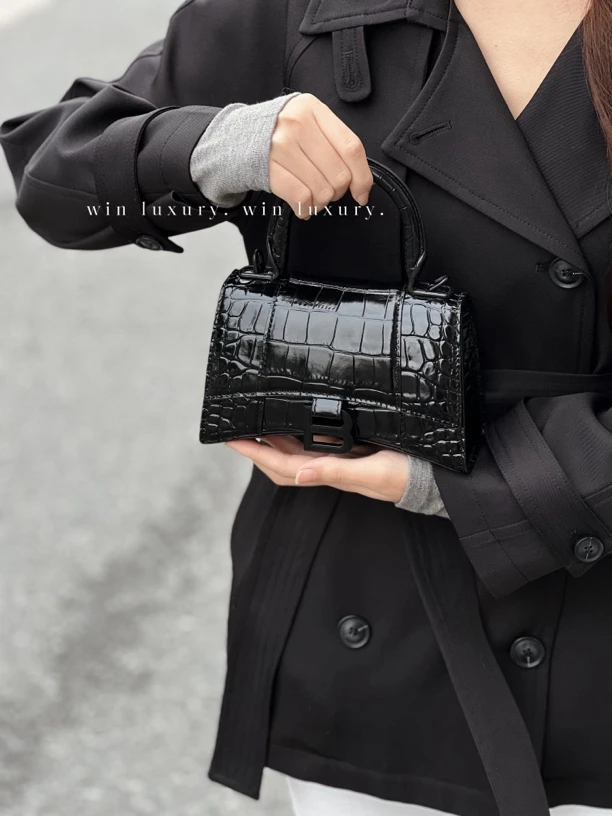 99新 Balenciaga/巴黎世家 黑色XS号沙漏鳄鱼压纹牛皮手提斜挎包
