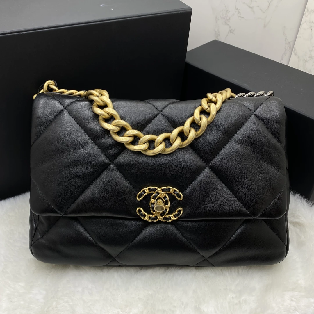 95新 Chanel/香奈儿 香奈儿黑金19bag中号单肩斜挎包 30开带卡
