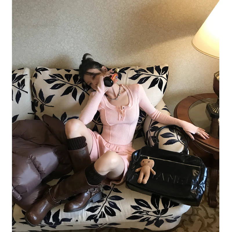 【细腻温柔】深U领针织衫女内搭修身打底短毛衣3270