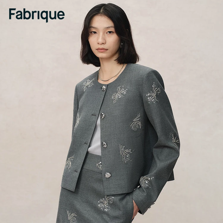 Fabrique Beading 秋冬新款烟花钉珠精纺羊毛箱型短款圆领外套