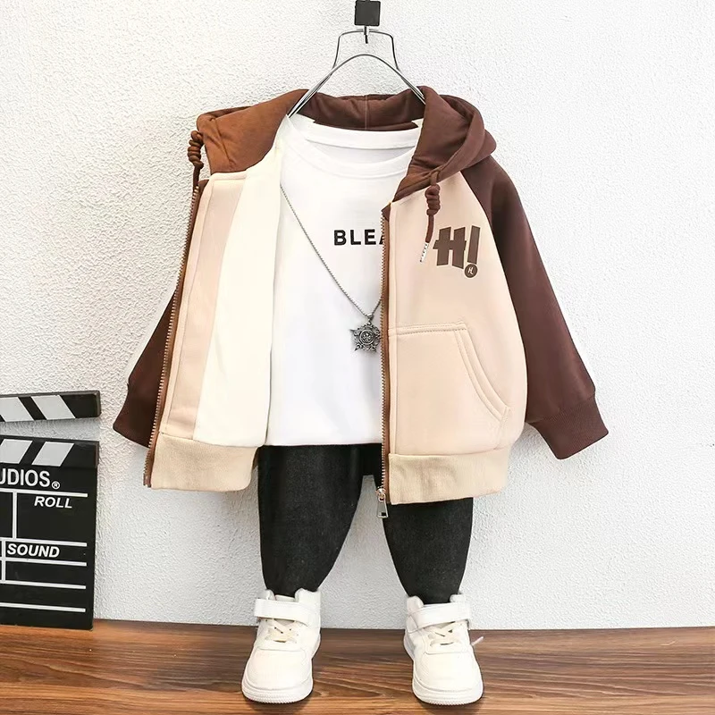 儿童秋冬加绒外套上衣男童洋气宝宝童装休闲帅气韩版保暖棒球服潮