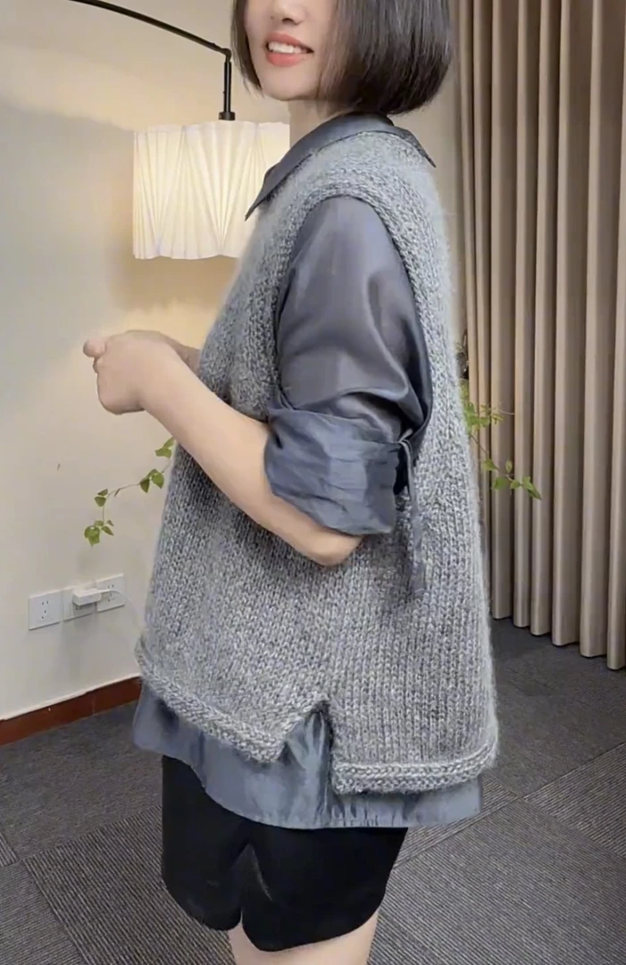 织璀璨星空开叉马甲星空亮丝段染马海毛