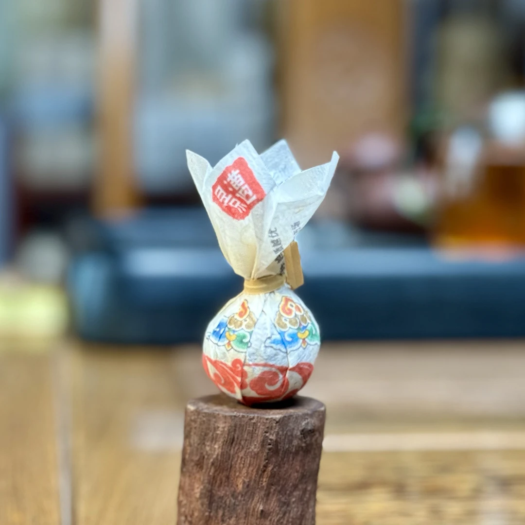 chunpan/春盼景迈龙珠陈香普洱老生茶100克