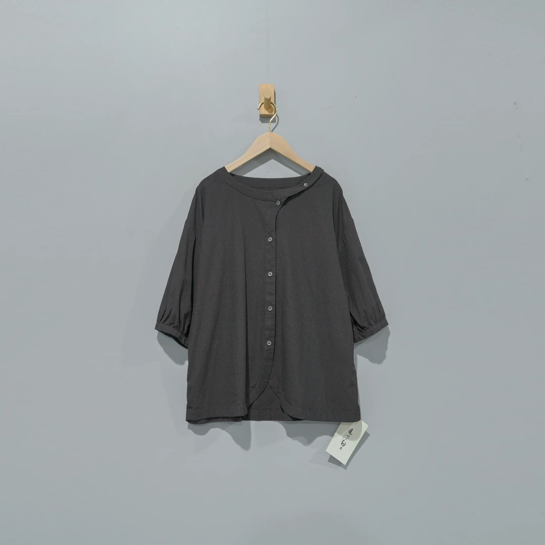 【且听风吟】0110477文艺麻棉精包边个性圆领衬衫 衣长64 胸围130