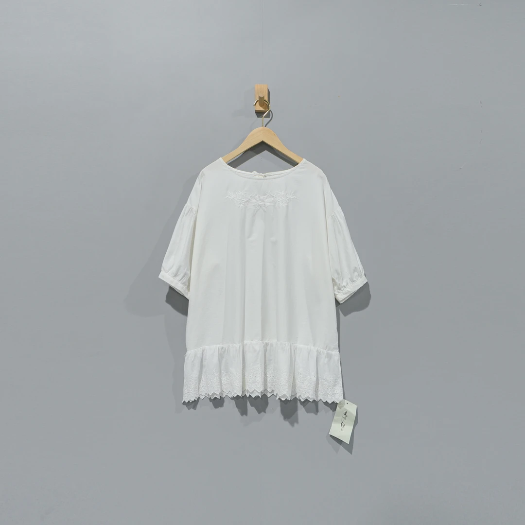 018687原单文艺棉刺绣圆领系绳显瘦上衣 衣长71 胸围130