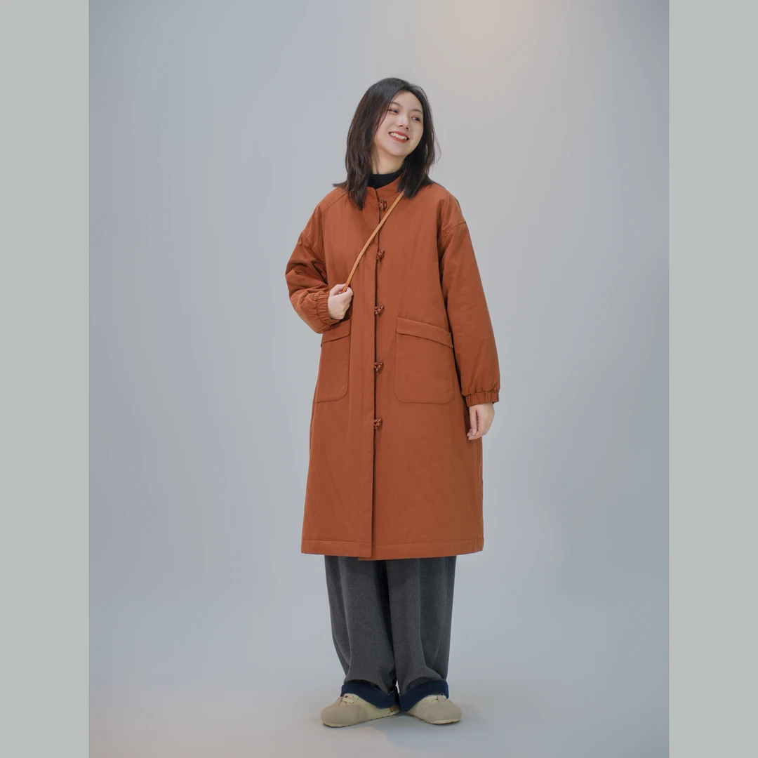 【且听风吟】0511667牛角扣立领分割保暖中长款棉服 衣长101胸围132