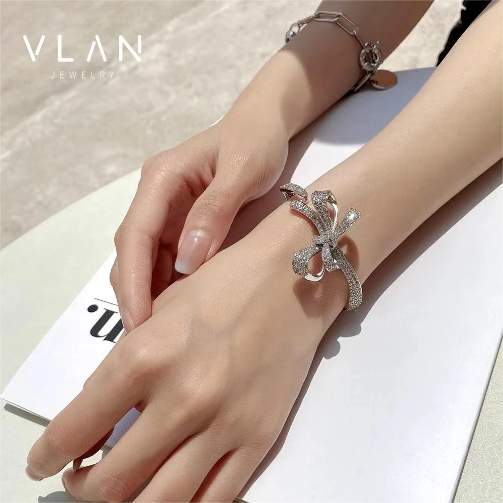 VLAN/薇澜 铜合金合成锆石手镯 璀璨蝴蝶轻奢时尚气质时尚手镯女