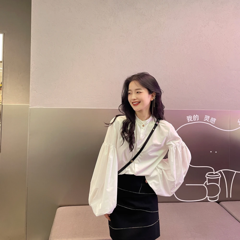 「洛丽塔」哥弟新款百搭显瘦设计感衬衫1300729-1132961-001