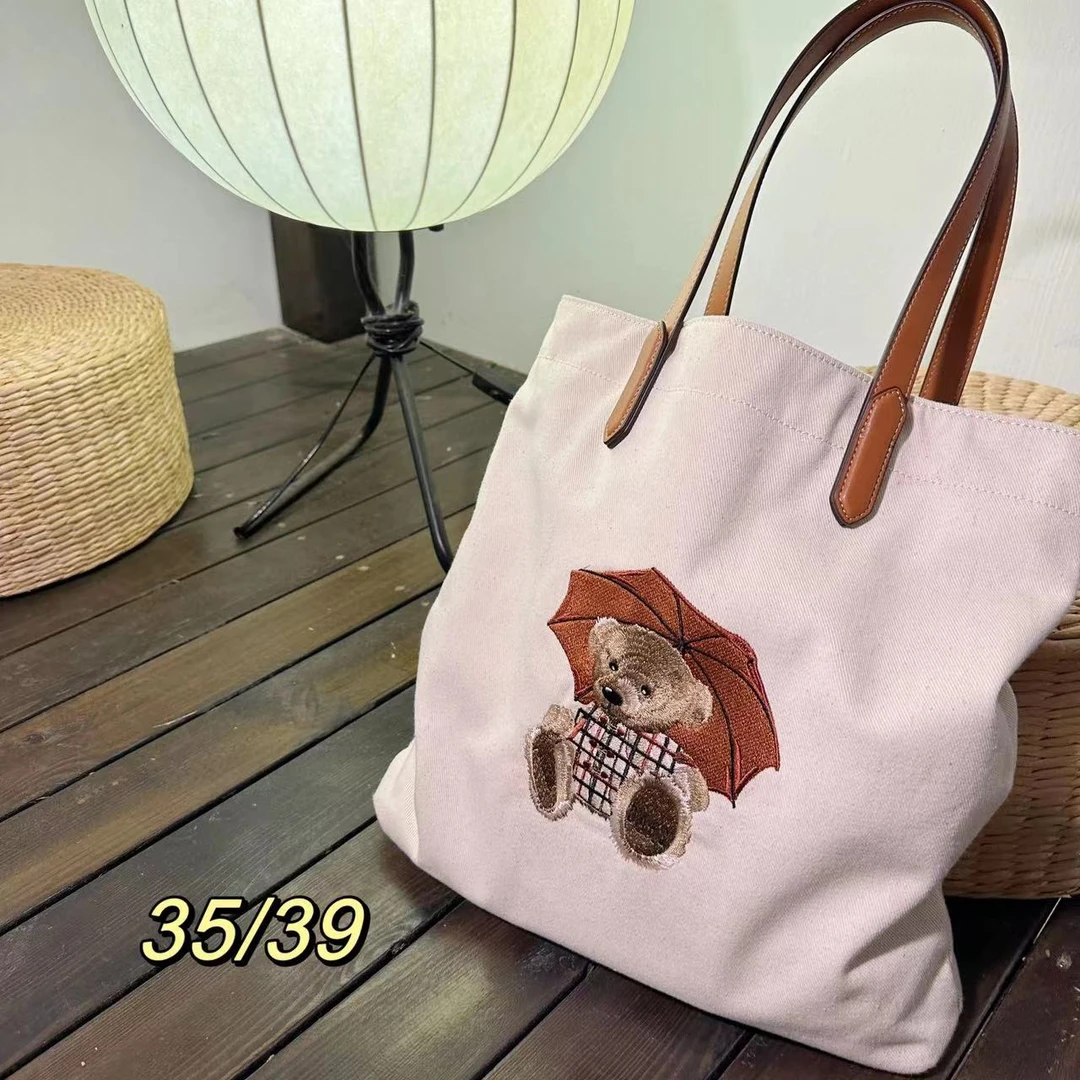 DA高端帆布刺绣熊熊手提包