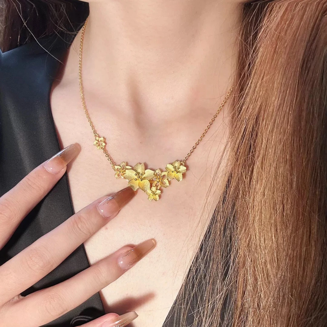 铜合金项链 新中式精美三生花项链女轻奢气质百搭不掉色金色吊坠