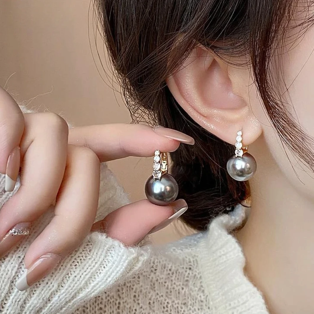 铜合金合成锆石耳饰 百搭轻奢法式小众简约耳扣气质经典中古时尚