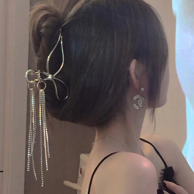 蝴蝶结闪钻流苏抓夹复古高级感时尚后脑勺鲨鱼夹