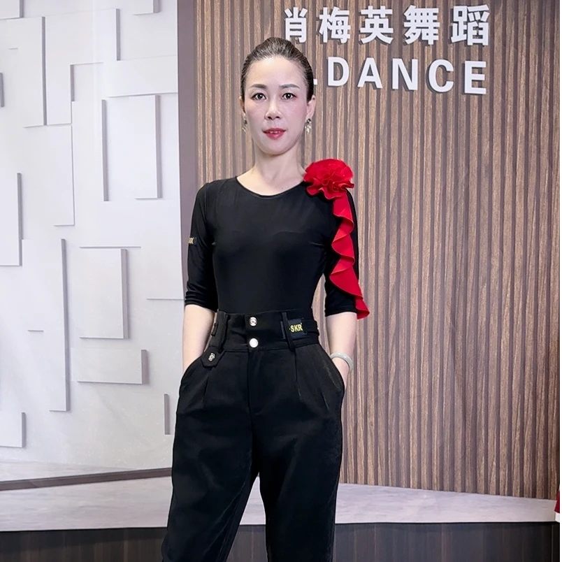 华丝格山茶花圆领上衣连体小衫显瘦气质修身百搭时尚