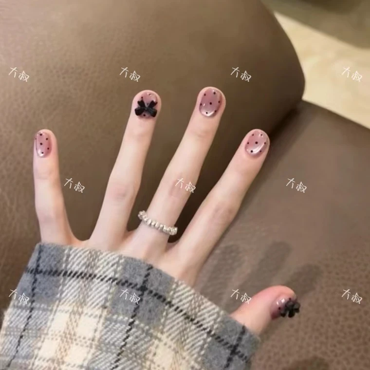 半糖主义 纯手工穿戴美甲短甲猫眼蝴蝶结波点显白气质可反复使用