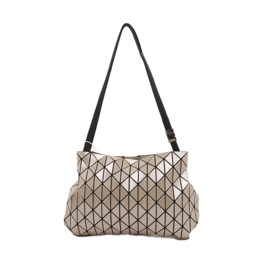 红布林C9/BAOBAOISSEYMIYAKE/18906334/z/116117