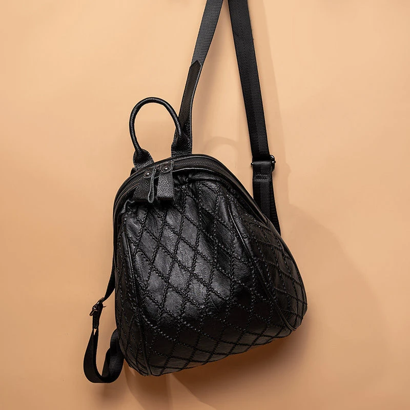 真皮双肩背包女2023新款潮韩版时尚软皮百搭女士休闲大容量双肩包