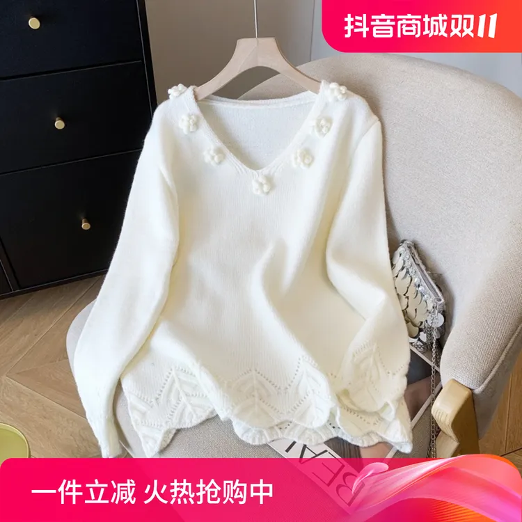 韩版气质设计感立体钩花V领露肩针织衫女2024年早秋新款休闲上衣