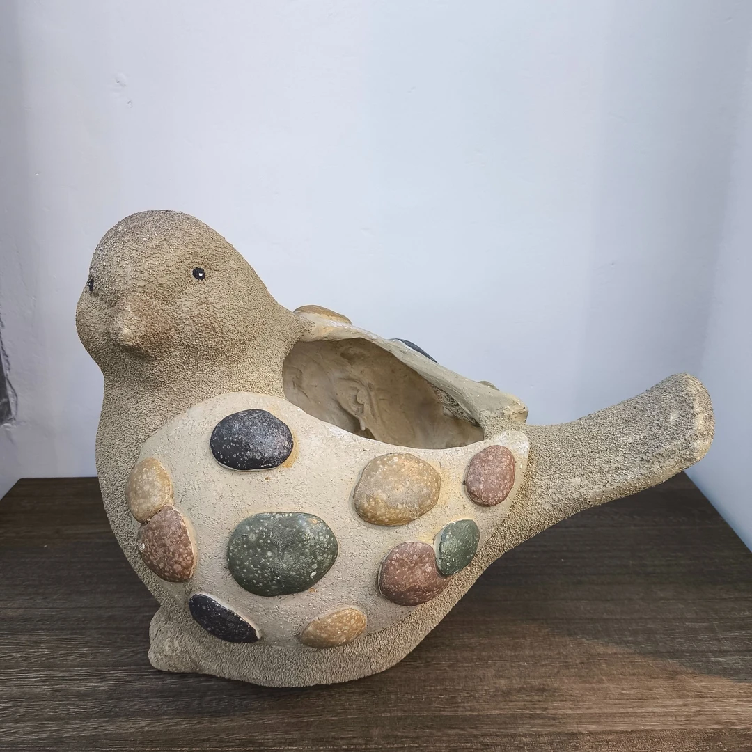小胖鸟落地花园花盆