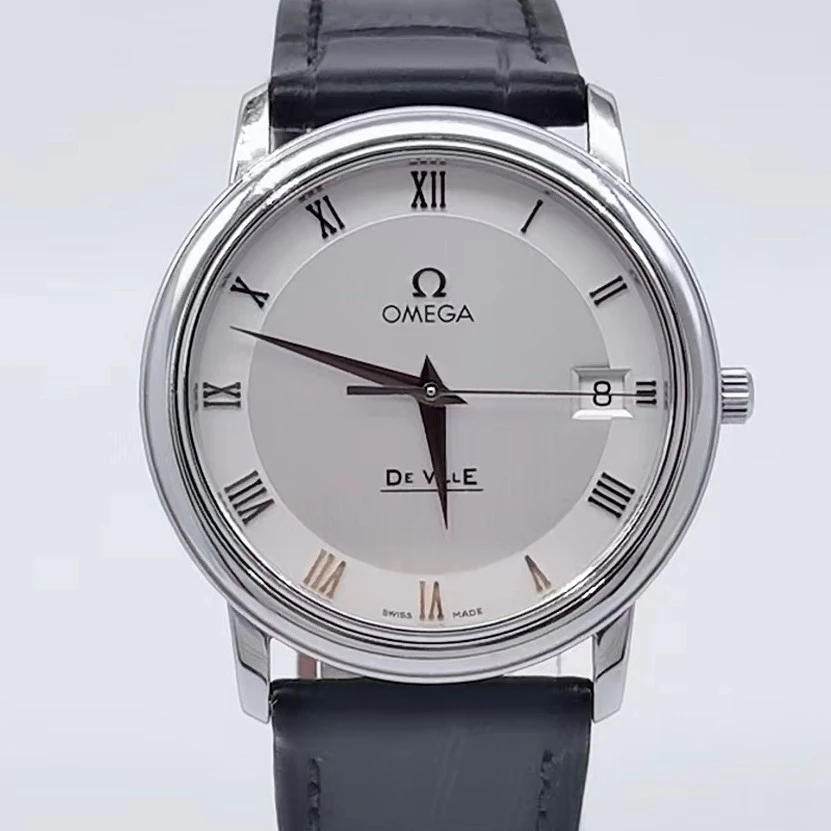 95新 Omega/欧米茄 欧米茄蝶飞石英男士腕表/三针日历表径34.5mm