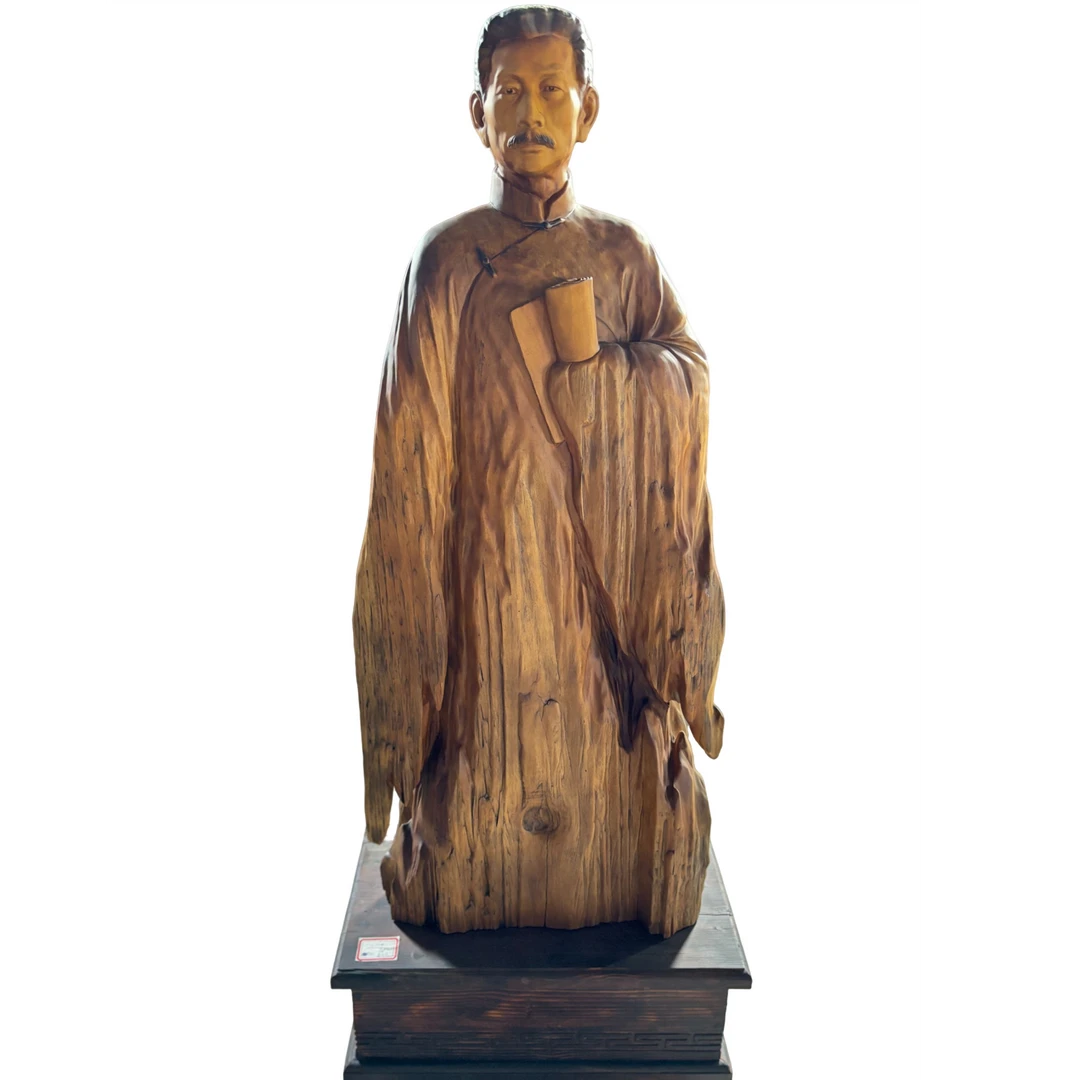 木雕工艺品摆件（鲁迅）纯手工匠心技艺精细雕刻品