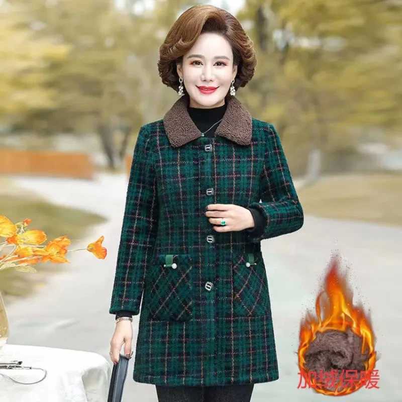 红人加绒妈妈装洋气加厚外套秋冬款翻领休闲妈妈装加厚时髦加长款