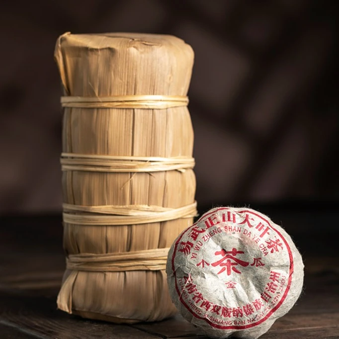 易武正山小金瓜2009年勐海县福海茶厂早春大乔木普洱生茶200g/沱
