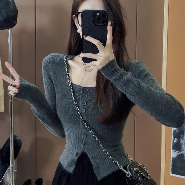 洋气长袖针织衫秋冬女装修身显瘦方领打底毛衣内搭可外穿气质上衣