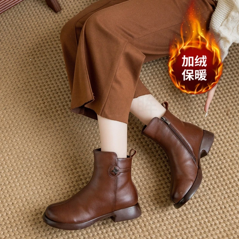 X8058冬季加厚羊毛保暖马丁靴短靴棉鞋复古软底粗跟真皮妈妈鞋
