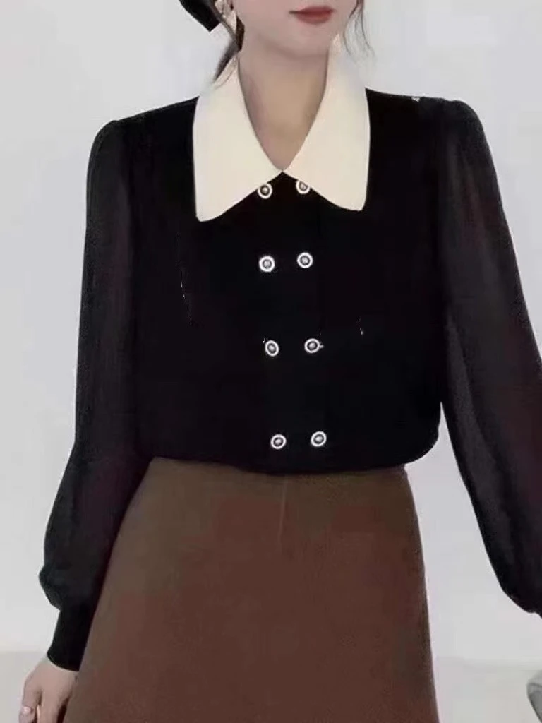 双排扣拼接领打底衫