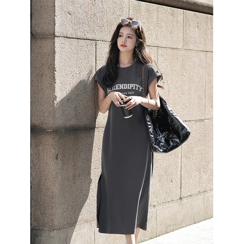 梅子熟了【奇遇T恤裙】懒人一件出门 撞色字母印花连衣裙01240501