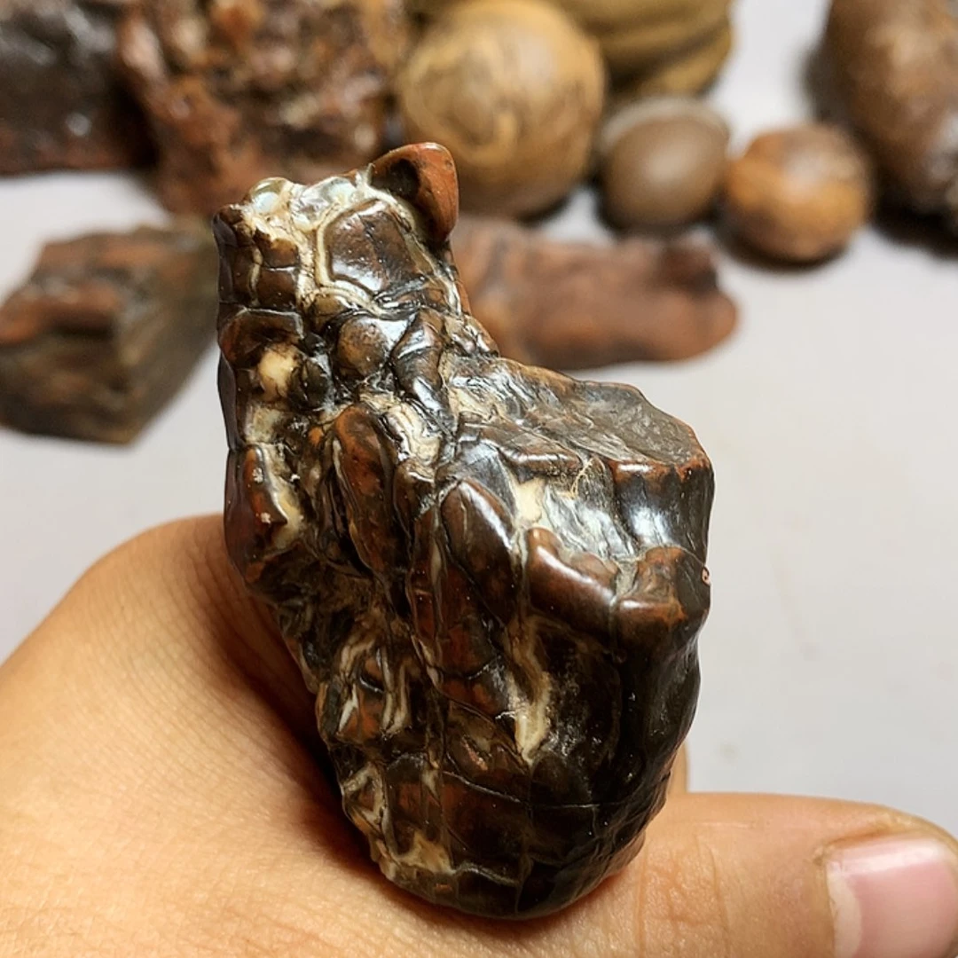 【闪购商品】玛瑙/玉髓珠宝奇石合金48